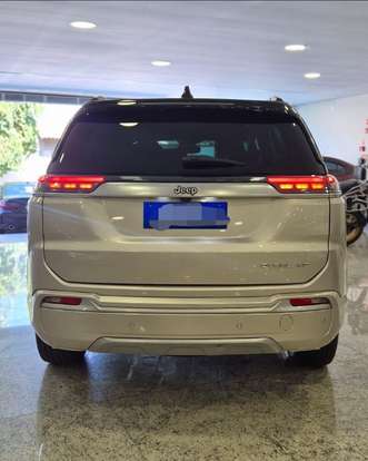 JEEP-COMMANDER-2022
