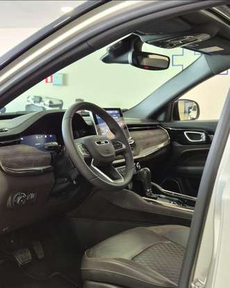 JEEP-COMMANDER-2022