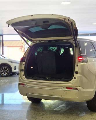 JEEP-COMMANDER-2022