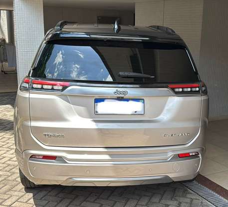 JEEP-COMMANDER-2022