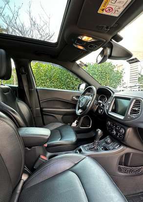 JEEP-COMPASS-2.0 16V DIESEL S 4X4 AUTOMÁTICO JEEP-COMPASS-2020