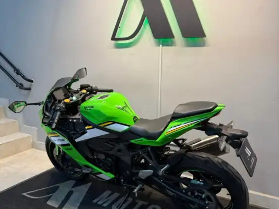 KAWASAKI-NINJA ZX-4R KAWASAKI-NINJA ZX-4R-2025