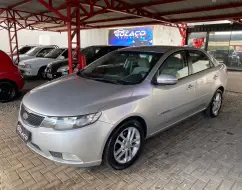 KIA CERATO 1.6 EX3 SEDAN 16V GASOLINA 4P AUTOMÁTICO KIA CERATO 1.6 EX3 SEDAN 16V GASOLINA 4P AUTOMÁTICO