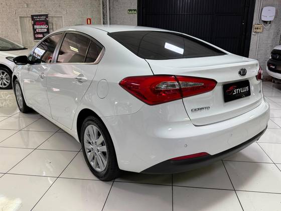KIA CERATO 1.6 SX 16V FLEX 4P AUTOMÁTICO