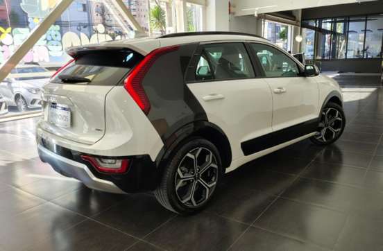 KIA-NIRO-2022