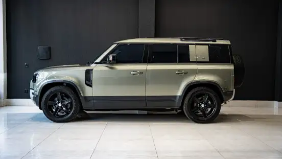 LAND ROVER-DEFENDER-2.0 P300 GASOLINA 110 SE AWD AUTOMÁTICO LAND ROVER-DEFENDER-2022