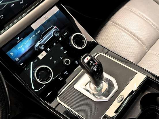 LAND ROVER-RANGE ROVER EVOQUE-2.0 P250 FLEX R-DYNAMIC SE AWD AUTOMÁTICO LAND ROVER-RANGE ROVER EVOQUE-2020