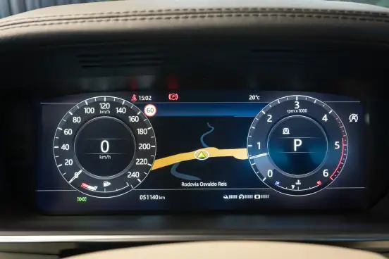 LAND ROVER-RANGE ROVER VOGUE-3.0 TDV6 4X4 24V TURBO DIESEL 4P AUTOMÁTICO LAND ROVER-RANGE ROVER VOGUE-2018