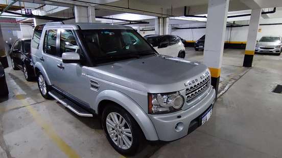LAND ROVER-DISCOVERY 4-3.0 SE 4X4 V6 24V BI-TURBO DIESEL 4P AUTOMÁTICO LAND ROVER-DISCOVERY 4-2010
