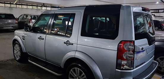 LAND ROVER-DISCOVERY 4-2010