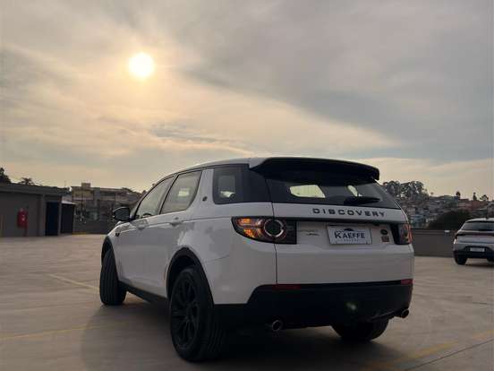 LAND ROVER-DISCOVERY SPORT-2.0 16V SI4 TURBO GASOLINA SE 4P AUTOMÁTICO LAND ROVER-DISCOVERY SPORT-2015