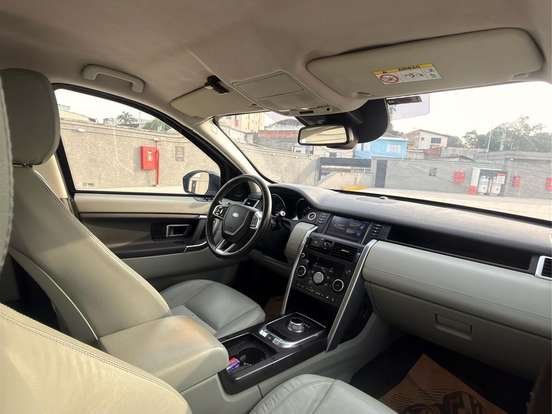 LAND ROVER-DISCOVERY SPORT-2.0 16V SI4 TURBO GASOLINA SE 4P AUTOMÁTICO LAND ROVER-DISCOVERY SPORT-2015