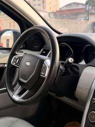 LAND ROVER-DISCOVERY SPORT-2015