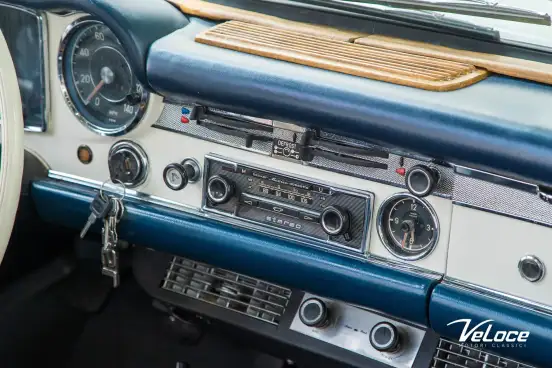 MERCEDES-BENZ-250 SL-1968