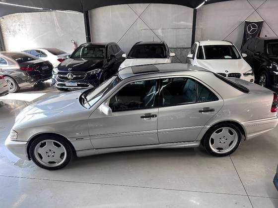 MERCEDES-BENZ C 43 AMG 4.3 SEDAN V8 GASOLINA 4P AUTOMÁTICO