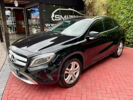 MERCEDES-BENZ-GLA 200-1.6 CGI ADVANCE 16V TURBO FLEX 4P AUTOMÁTICO MERCEDES-BENZ-GLA 200-2017