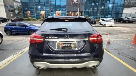 MERCEDES-BENZ-GLA 200-1.6 CGI FLEX ADVANCE 7G-DCT MERCEDES-BENZ-GLA 200-2017
