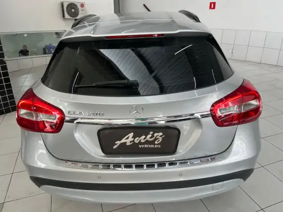 MERCEDES-BENZ-GLA 200-1.6 CGI STYLE 16V TURBO FLEX 4P AUTOMÁTICO MERCEDES-BENZ-GLA 200-2016