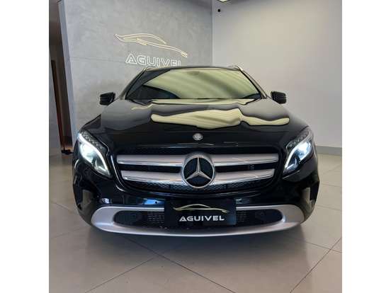MERCEDES-BENZ-GLA 200-2014