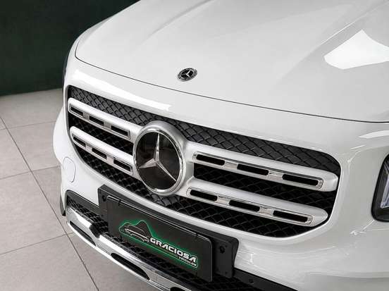 MERCEDES-BENZ-GLB 200-2022