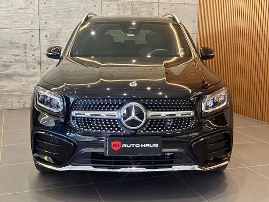 MERCEDES-BENZ-GLB 220-2024
