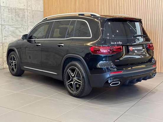 MERCEDES-BENZ-GLB 220-2.0 MHEV AMG LINE 4MATIC 8G-DCT MERCEDES-BENZ-GLB 220-2024