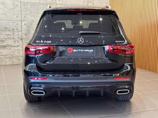 MERCEDES-BENZ-GLB 220-2.0 MHEV AMG LINE 4MATIC 8G-DCT MERCEDES-BENZ-GLB 220-2024