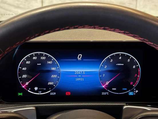 MERCEDES-BENZ-GLB 220-2.0 MHEV AMG LINE 4MATIC 8G-DCT MERCEDES-BENZ-GLB 220-2024