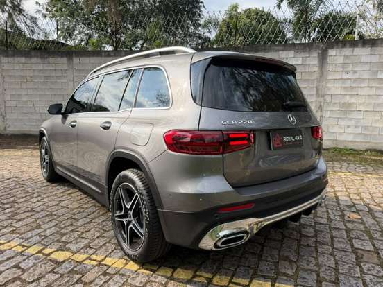 MERCEDES-BENZ-GLB 220-2.0 MHEV AMG LINE 4MATIC 8G-DCT MERCEDES-BENZ-GLB 220-2026
