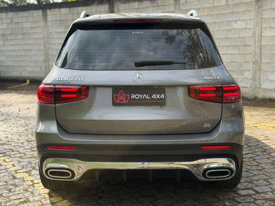 MERCEDES-BENZ-GLB 220-2.0 MHEV AMG LINE 4MATIC 8G-DCT MERCEDES-BENZ-GLB 220-2026