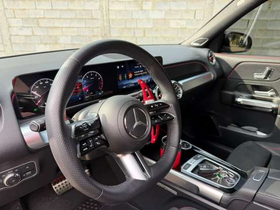 MERCEDES-BENZ-GLB 220-2026