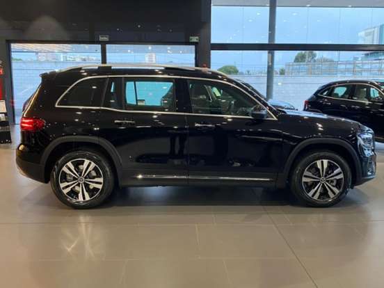 MERCEDES-BENZ-GLB 220-2.0 MHEV PROGRESSIVE 4MATIC 8G-DCT MERCEDES-BENZ-GLB 220-2025