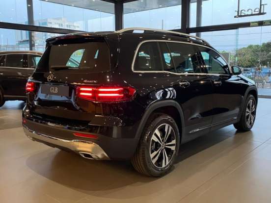 MERCEDES-BENZ-GLB 220-2.0 MHEV PROGRESSIVE 4MATIC 8G-DCT MERCEDES-BENZ-GLB 220-2025