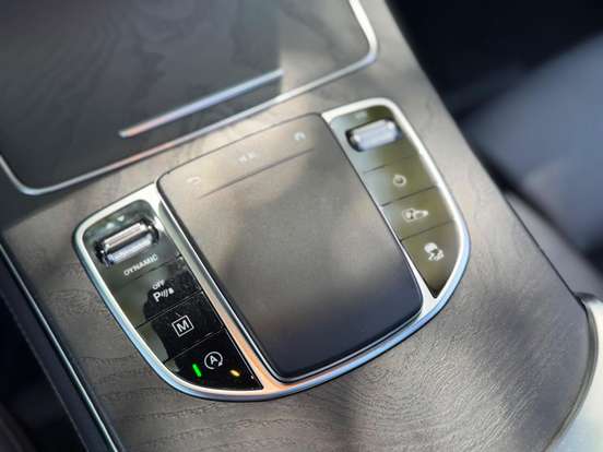 MERCEDES-BENZ-GLC 300-2019