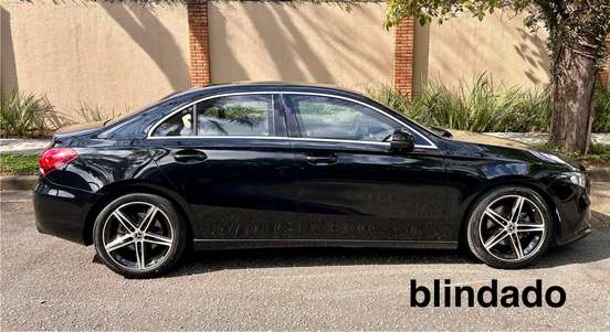 MERCEDES-BENZ-A 200-2019