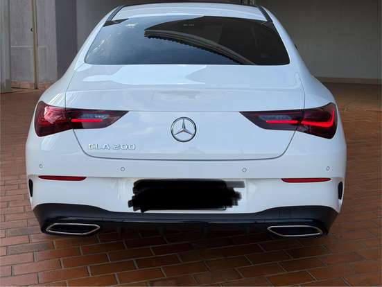MERCEDES-BENZ-CLA 200-2024