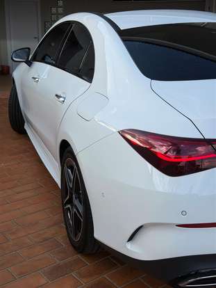 MERCEDES-BENZ-CLA 200-2024