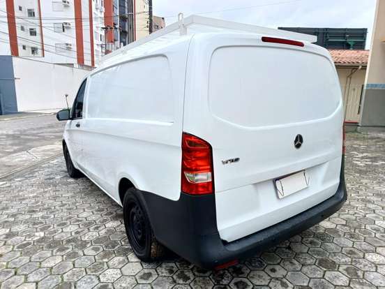 MERCEDES-BENZ-VITO-1.6 16V CDI DIESEL FURGÃO 111 MANUAL MERCEDES-BENZ-VITO-2015