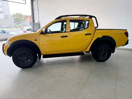 MITSUBISHI-L200 SAVANA-2014