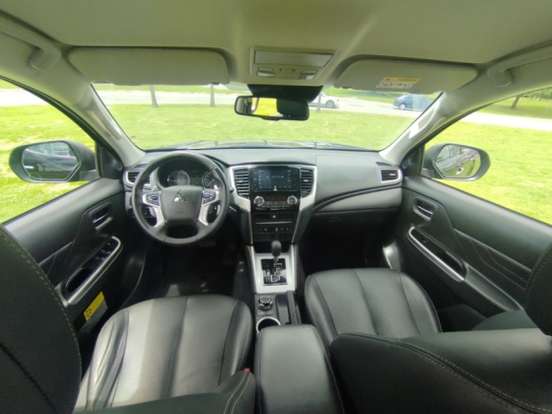 MITSUBISHI-L200 TRITON-2023