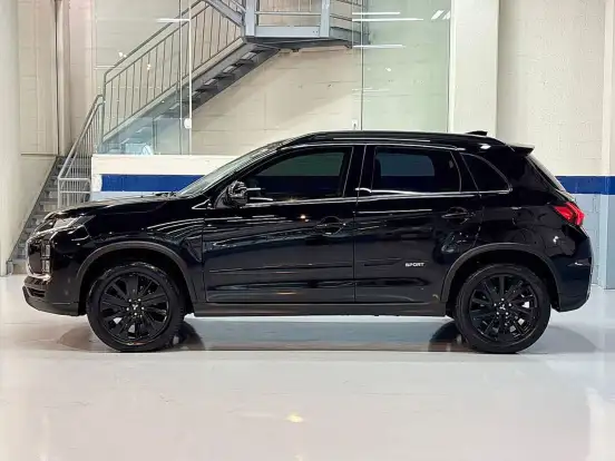 MITSUBISHI-OUTLANDER-2.0 MIVEC GASOLINA HPE AUTOMÁTICO MITSUBISHI-OUTLANDER-2021