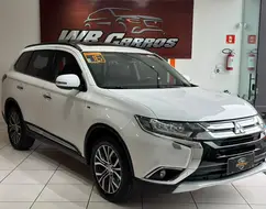 MITSUBISHI OUTLANDER 3.0 GT 4X4 V6 24V GASOLINA 4P AUTOMÁTICO MITSUBISHI OUTLANDER 3.0 GT 4X4 V6 24V GASOLINA 4P AUTOMÁTICO