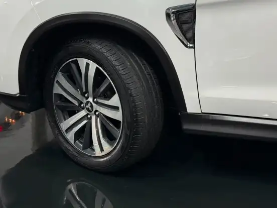 MITSUBISHI-OUTLANDER SPORT-2.0 MIVEC FLEX HPE AUTOMÁTICO MITSUBISHI-OUTLANDER SPORT-2021