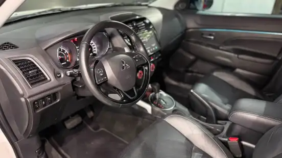 MITSUBISHI-OUTLANDER SPORT-2021