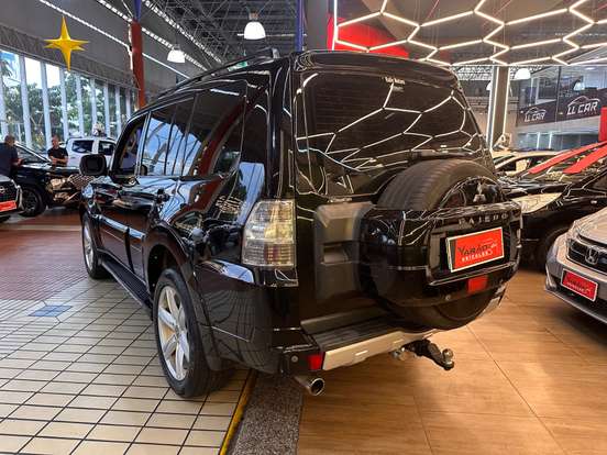 MITSUBISHI-PAJERO FULL-3.2 HPE 4X4 16V TURBO INTERCOOLER DIESEL 4P AUTOMÁTICO MITSUBISHI-PAJERO FULL-2012