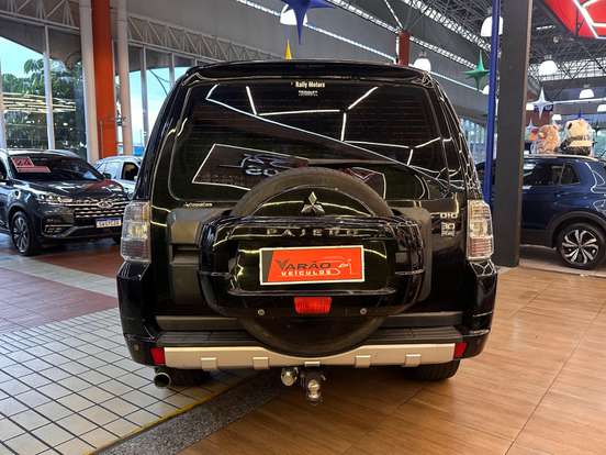 MITSUBISHI-PAJERO FULL-3.2 HPE 4X4 16V TURBO INTERCOOLER DIESEL 4P AUTOMÁTICO MITSUBISHI-PAJERO FULL-2012