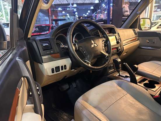 MITSUBISHI-PAJERO FULL-3.2 HPE 4X4 16V TURBO INTERCOOLER DIESEL 4P AUTOMÁTICO MITSUBISHI-PAJERO FULL-2012