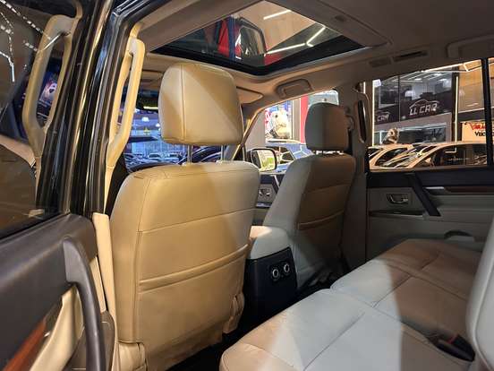 MITSUBISHI-PAJERO FULL-2012