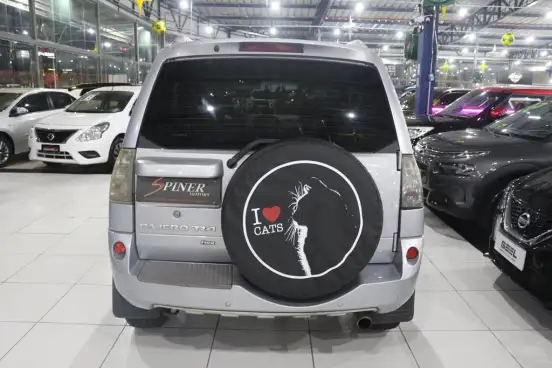 MITSUBISHI-PAJERO TR4-2012