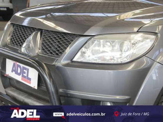 MITSUBISHI-PAJERO TR4-2014